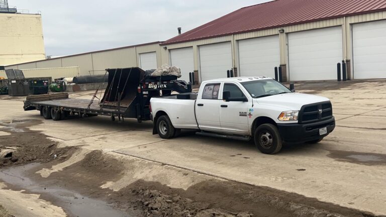 ¾ ton truck transport