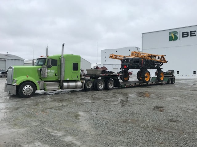 outrigger on RGN trailer