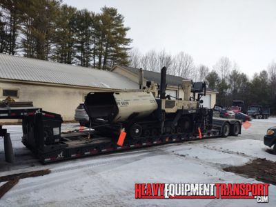 Ingersol Rand PF5510 asphalt paver haul.