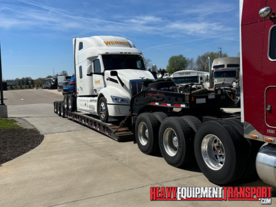 Natural gas semi truck transport